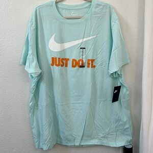 Nike Men’s T-Shirt
